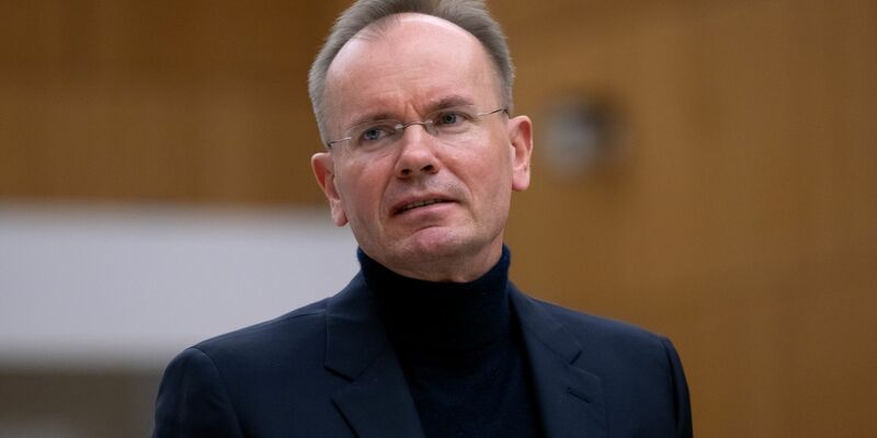 Der frühere Wirecard-Vorstandschef Markus Braun im Gerichtssaal. Die Staatsanwaltschaft hat einer Abkürzung des Verfahrens zugestimmt. (Foto: Archiv) - Foto: Sven Hoppe/dpa