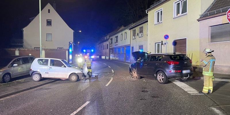 POL-PPWP: Frontalzusammenstoß endet mit Verletzten - Foto: presseportal.de