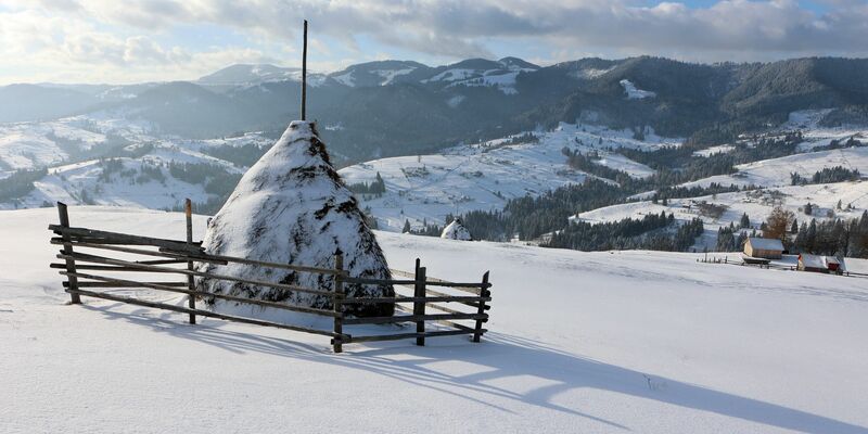 Mehrere Hundert Millionen Euro will ein ukrainisches Unternehmen in den Bau von Hotelkomplexen und Skiliften in den Karpaten in der Westukraine investieren. (Archivbild) - Foto: ---/https://photonew.ukrinform.com/ Ukrinform/dpa