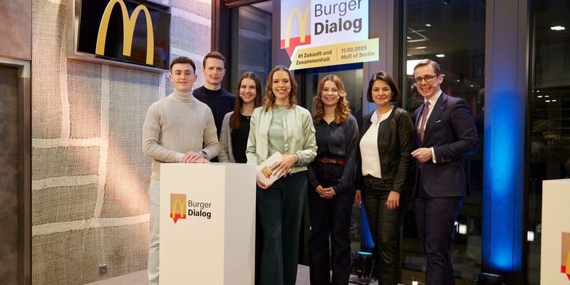Auftakt Burger Dialog: McDonald's bringt Gen Z und Politiker:innen an einen Tisch - Foto: presseportal.de