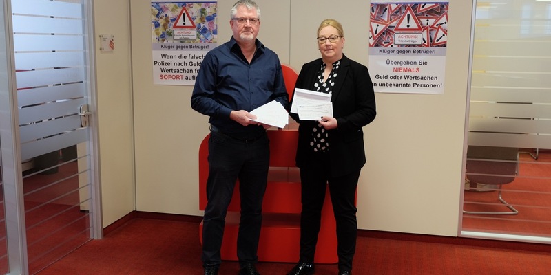 POL-RBK: Wermelskirchen - Polizei und Stadtsparkasse gehen gemeinsam gegen Betrüger vor - Foto: presseportal.de
