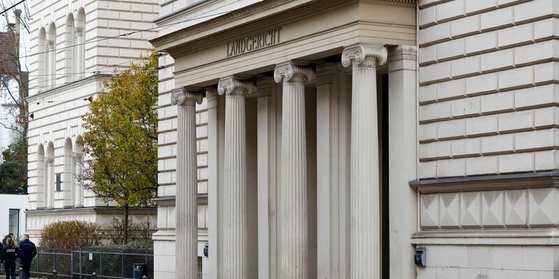 Am Bonner Landgericht wird bald wohl ein weiterer Cum-Ex-Prozess eröffnet. (Archivbild) - Foto: Thomas Banneyer/dpa