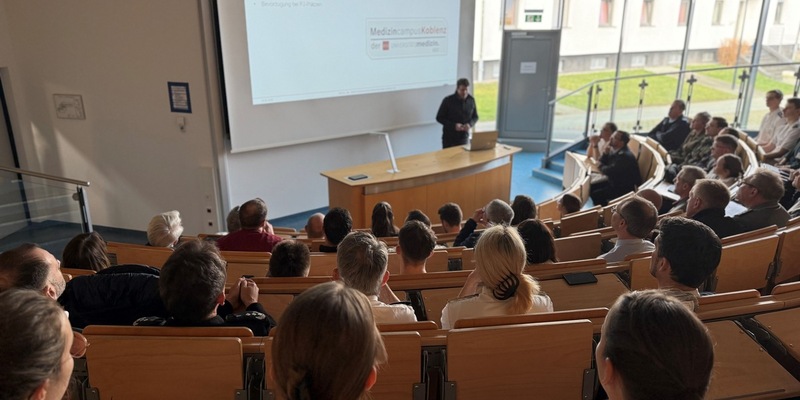 Erste Einführungsveranstaltung für Medizinstudierende am Medizincampus Koblenz - Praxisorientierte Ausbildung am BundeswehrZentralkrankenhaus Koblenz gestartet - Foto: presseportal.de