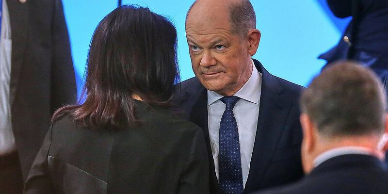 Annalena Baerbock und Olaf Scholz am 15.02.2025 - Foto: über dts Nachrichtenagentur