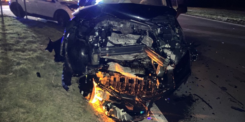 POL-GM: Frontalzusammenstoß fordert zwei Verletzte - Foto: presseportal.de