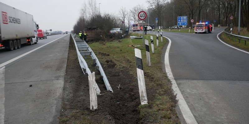POL-ROW: Unfall mit Pferdeanhänger - Foto: presseportal.de