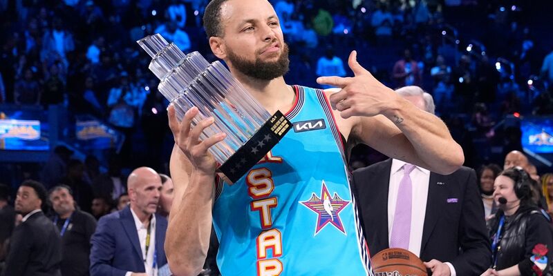 Stephen Curry wurde zum MVP des All-Star-Games gekürt. - Foto: Godofredo A. Vásquez/AP/dpa