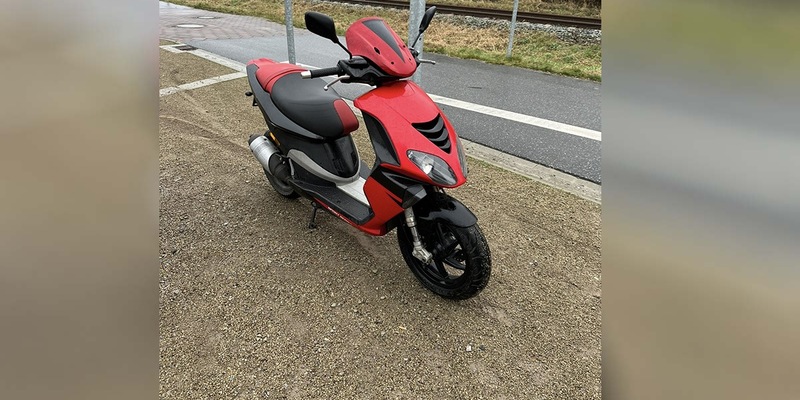POL-Bremerhaven: Motorroller gestohlen - Polizei sucht Zeugen - Foto: presseportal.de