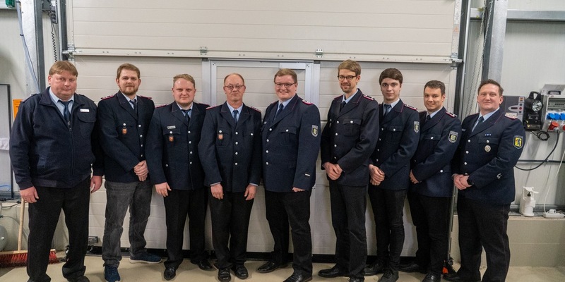 FW Flotwedel: Jahreshauptversammlung der Ortsfeuerwehr Sandlingen - Neuwahlen, Beförderungen und Ehrungen - Foto: presseportal.de