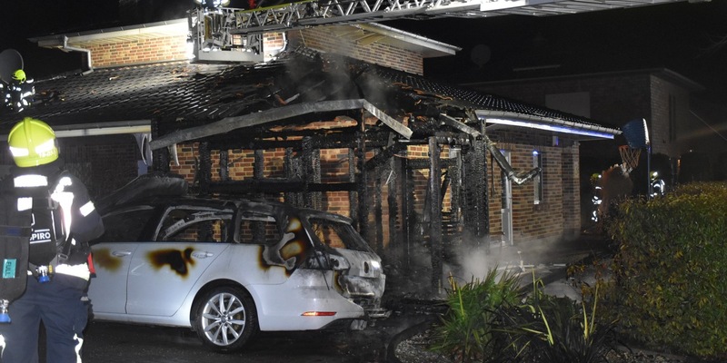 POL-DEL: Landkreis Oldenburg: Brand in Hude/Wüsting greift von Gartenhaus auf Pkw und Wohnhaus über ++ Haus unbewohnbar ++ aufmerksame Nachbarn wecken schlafende Bewohner - Foto: presseportal.de