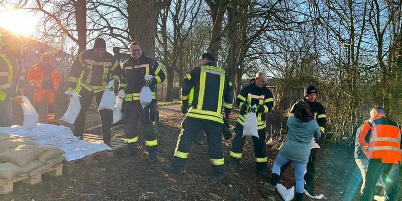FW Celle: Fortbildung zum Fachberater Hochwasser - Foto: presseportal.de