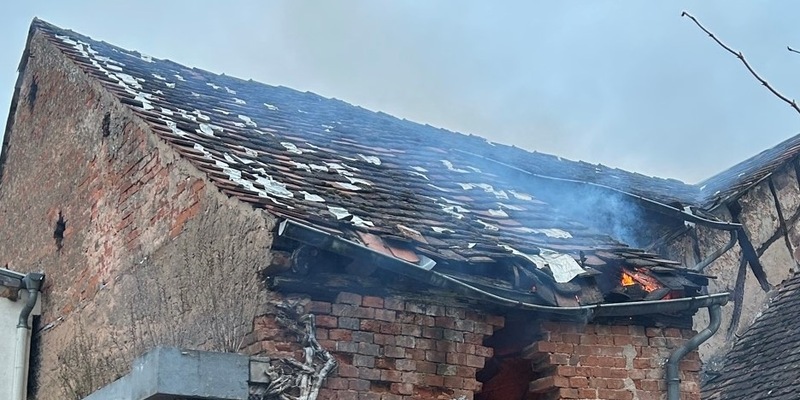 POL-PDLD: Scheunenbrand - Foto: presseportal.de