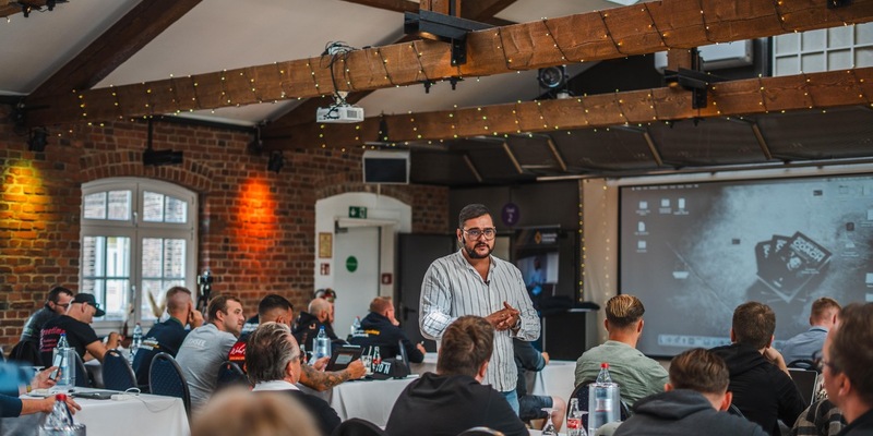 Sind ausländische Fachkräfte der Schlüssel? Ein Experte verrät, wie das Handwerk dem Fachkräftemangel entgegenwirken kann - Foto: presseportal.de