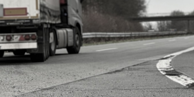 FW Paderborn: Zimmerbrand in einem Mehrfamilienhaus in der Königstraße - Foto: presseportal.de