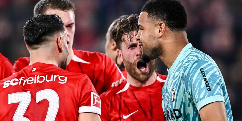Coach Ole Werner kassierte mit Bremen die dritte Niederlage nacheinander. - Foto: Harry Langer/dpa