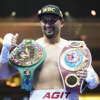 Der deutsche Boxer Agit Kabayel feiert den nächsten Erfolg (Archiv). - Foto: Nick Potts/PA Wire/dpa