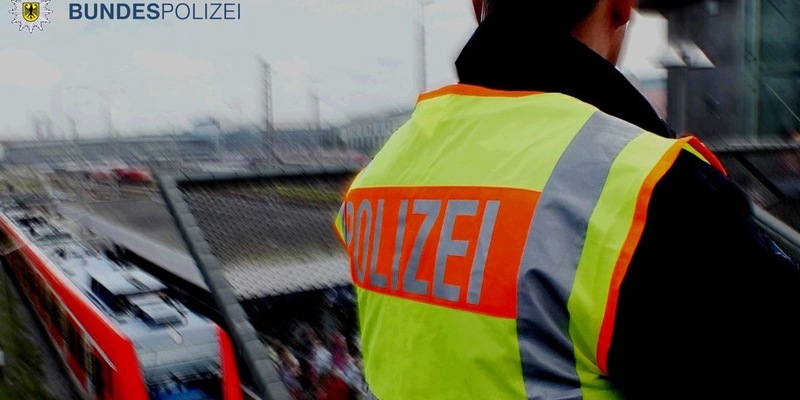 Bundespolizeidirektion München: Gleissturz endet glimpflich - Reisende warnen /Mehrere Gewalttaten im Bahnbereich - Foto: presseportal.de
