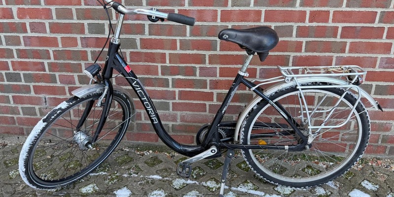 POL-HL: HL - St. Lorenz / Polizei stellt Fahrräder nach Verdacht des Diebstahls sicher - Tatverdächtige ermittelt - Foto: presseportal.de