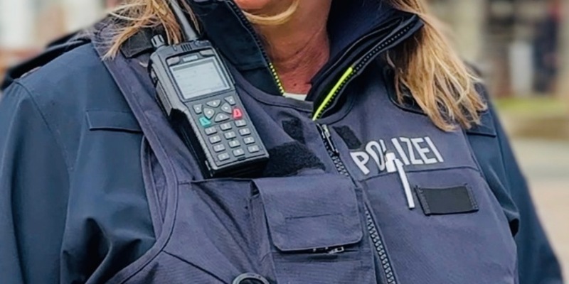 POL-EU: Polizeihauptkommissarin Heike Schüler ist neue Bezirksdienstbeamtin in Euskirchen - Foto: presseportal.de