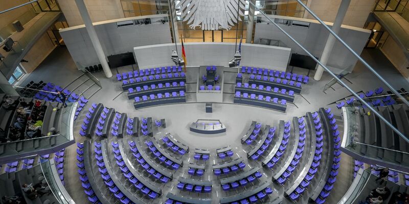 Debatte über Reform der Schuldenbremse noch durch den alten Bundestag. (Archivbild) - Foto: Kay Nietfeld/dpa