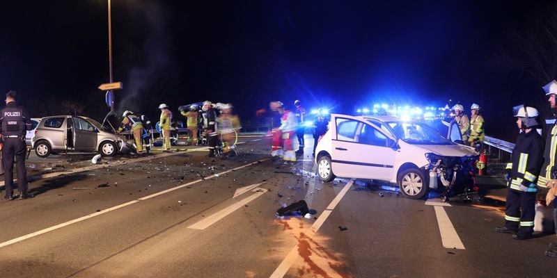 POL-HX: Vier Verletzte bei Unfall auf der K46 - Foto: presseportal.de