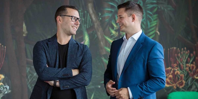 Ablehnung der Energiewende aus Unwissenheit: Aaron Brück und Philipp Boros von der Seals Group erklären, warum die Kommunikation mit Endkunden so wichtig ist - Foto: presseportal.de