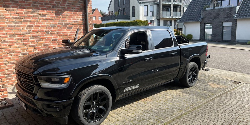 POL-VIE: Auto von Parkplatz gestohlen - Haben Sie etwas gesehen? - Foto: presseportal.de