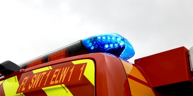 FFW Schwalmtal: Bagger beschädigt Gasleitung - Feuerwehr verhindert größere Gefahr - Foto: presseportal.de