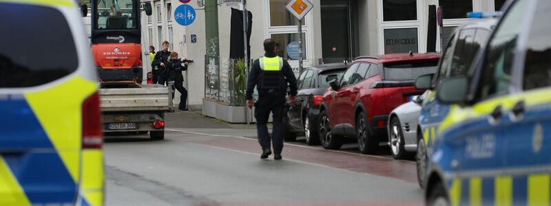 Nach Schüssen am Landgericht in Bielefeld ist die Polizei im Großeinsatz - Foto: Christian Müller/dpa