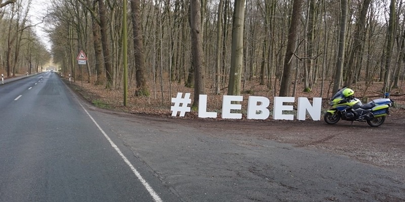 POL-KLE: Kreis Kleve - Schwerpunkteinsatz des Verkehrsdienstes der Polizei / #LEBEN soll Ziel verdeutlichen - Foto: presseportal.de