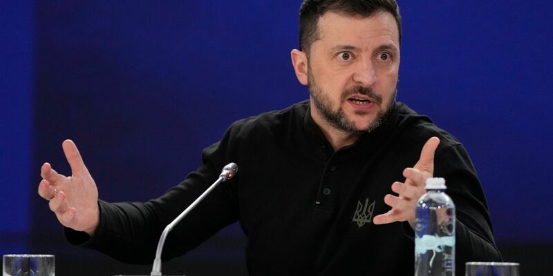 Die Ukraine wird laut Präsident Wolodymyr Selenskyj mit den USA erst einmal nur ein Rahmenabkommen über den Abbau von Rohstoffen unterzeichnen. (Archivbild) - Foto: Frank Gunn/The Canadian Press/AP/dpa