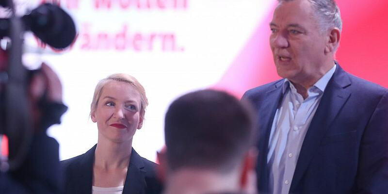 Jan van Aken Ines und Schwerdtner (Archiv) - Foto: über dts Nachrichtenagentur