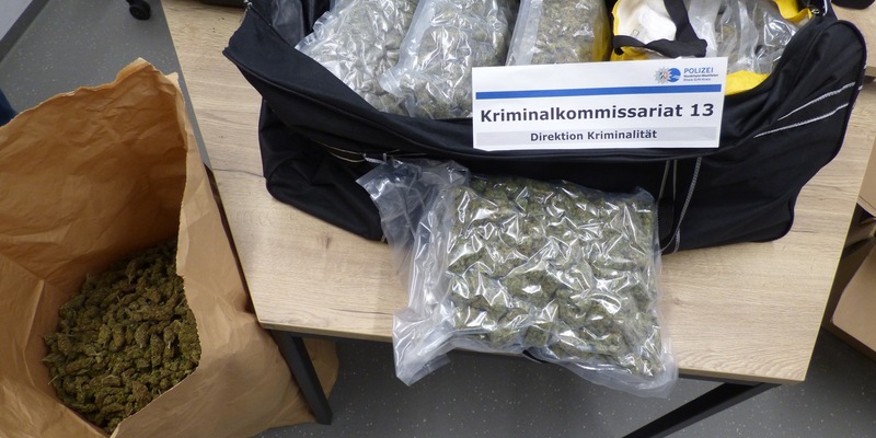 POL-REK: 250227-1: Bei Durchsuchungen Betäubungsmittel und Datenträger sichergestellt - Foto: presseportal.de