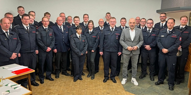 FW-AR: Basislöschzug 2 der Freiwilligen Feuerwehr überschreitet bedeutende Personenzahl - 200 Mitglieder-Marke geknackt - Foto: presseportal.de