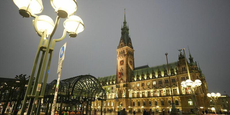 Am Sonntag wird in Hamburg gewählt. - Foto: Marcus Brandt/dpa