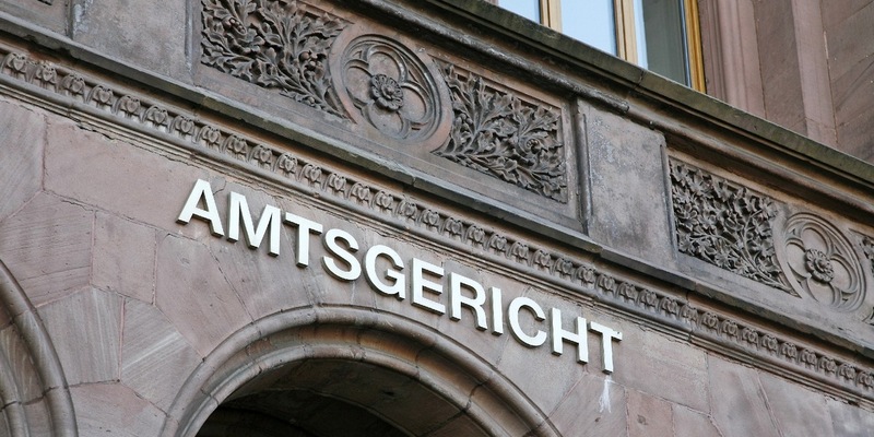 HZA-P: Amtsgericht Cottbus setzt Geldstrafe in Höhe von 3.450 Euro fest / Schmuggelversuch am Flughafen BER kommt Reisenden teuer zu stehen - Foto: presseportal.de