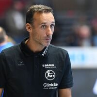 Mit ihm kam der Aufschwung: Melsungens Trainer Roberto Parrondo  - Foto: Swen Pförtner/dpa