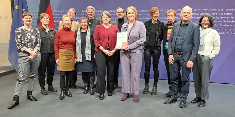 Klimawandel trifft Frauen besonders hart / Gutachten zum Vierten Gleichstellungsbericht der Bundesregierung auf gleichstellungsbericht.de veröffentlicht - Foto: presseportal.de