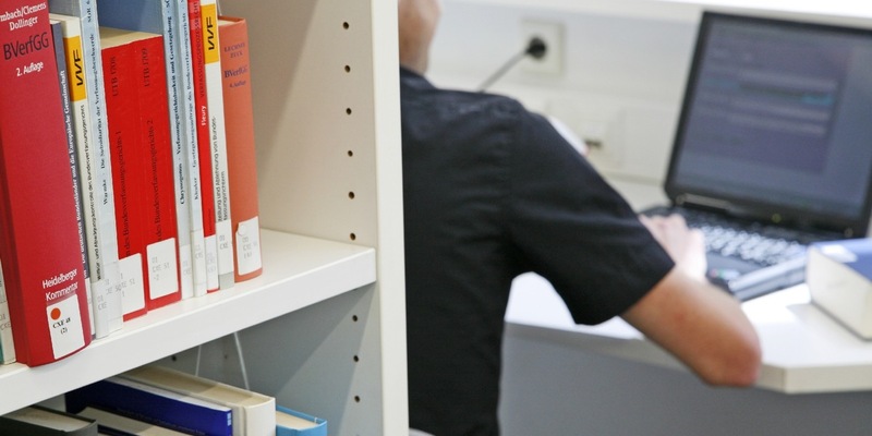 HZA-M: Berufseinsteiger beim Hauptzollamt München Jetzt Karriere beim ZOLL starten! - Foto: presseportal.de