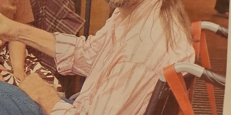 POL-H: Öffentlichkeitsfahndung: Dementer Rollstuhlfahrer aus Pflegeheim verschwunden - Wer hat Andreas D. (59) gesehen? - Foto: presseportal.de