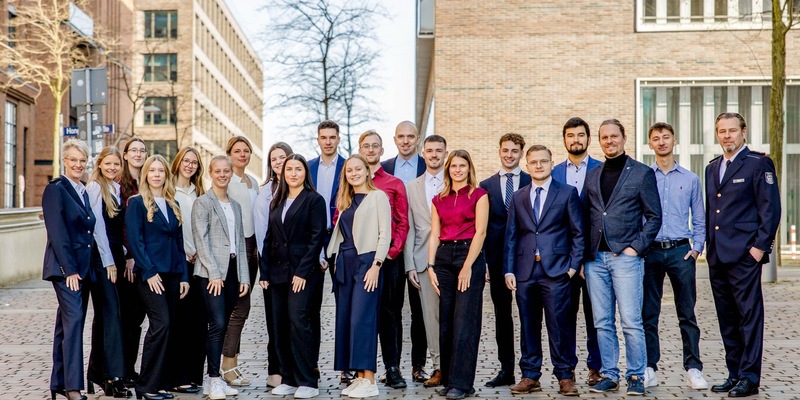 HZA-HH: Feierliche Vereidigung - Foto: presseportal.de