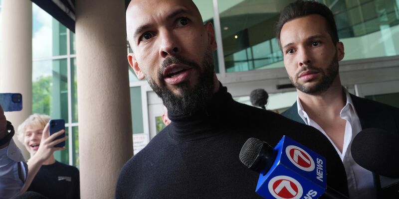 Die Tate-Brüder haben sowohl die britische als auch die amerikanische Staatsbürgerschaft. (Archivbild) - Foto: Marta Lavandier/AP/dpa