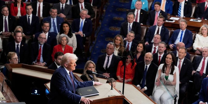 Einmal mehr teilte Donald Trump gegen seinen Amtsvorgänger Joe Biden aus.  - Foto: J. Scott Applewhite/AP/dpa