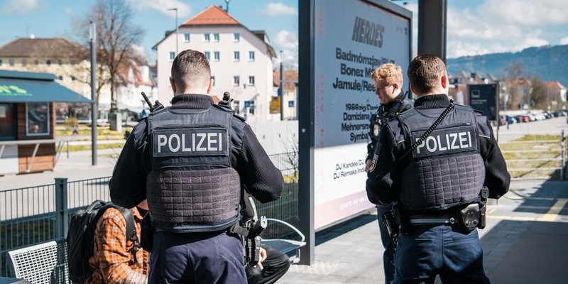 Bundespolizeidirektion München: Untersuchungs-, Sicherungs- und Vollstreckungshaftbefehl/ Bundespolizei erzielt drei Fahndungstreffer - Foto: presseportal.de