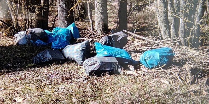 POL-UL: (UL) Blaubeuren - Große Mengen Müll entsorgt / Am Dienstag fand ein Zeuge die Müllsäcke. - Foto: presseportal.de
