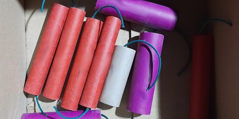 BPOLI-WEIL: Nachtrag: Bild zu Pressemitteilung: Einfuhr von verbotenen Böllern - Foto: presseportal.de