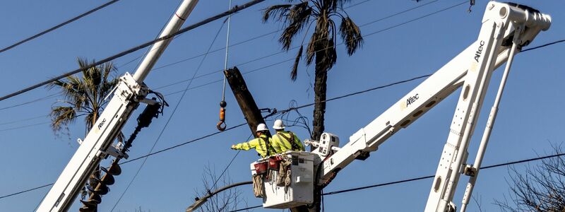 Defekte Stromleitungen können Brände auslösen. (Archivbild)  - Foto: Stephen Lam/San Francisco Chronicle/AP/dpa