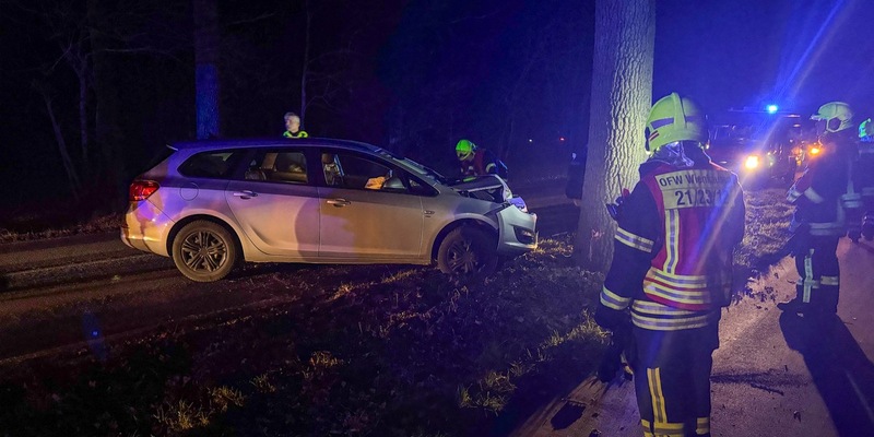 FW Flotwedel: Zwei parallele Einsätze für die Ortsfeuerwehr Wienhausen am Abend des 04. März 2025 - Foto: presseportal.de