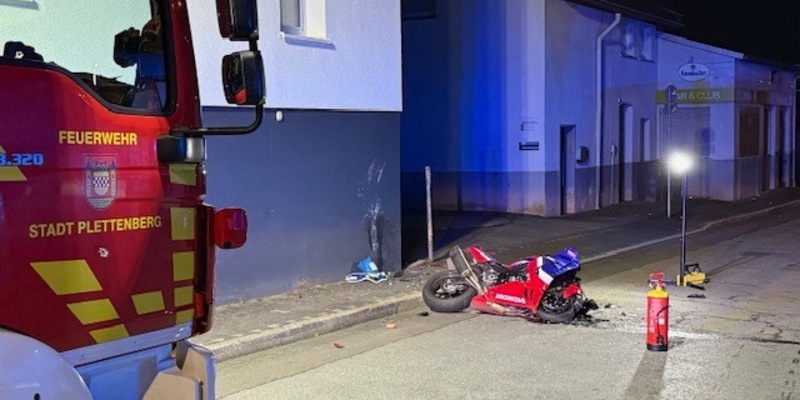 FW-PL: Schwerer Verkehrsunfall mit Motorrad - Foto: presseportal.de
