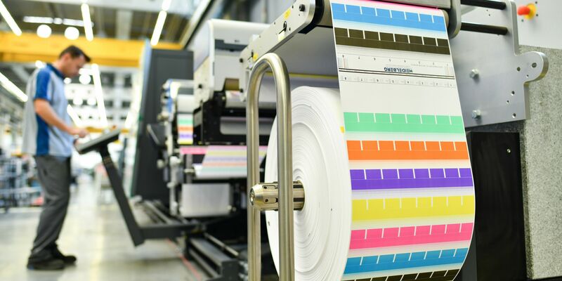 Der Maschinenbauer Heidelberger Druck verlost Prämien unter Mitarbeitern ohne Krankentage. (Archivfoto) - Foto: Uwe Anspach/dpa